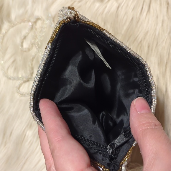 Beaded cat face small crossbody purse bag - Picture 6 of 7